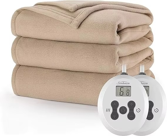 Sunbeam Royal Ultra Fleece Heated Dog Blanket – Queen Size for Cavapoos, Cavaliers & Basset Hounds in Council Bluffs!