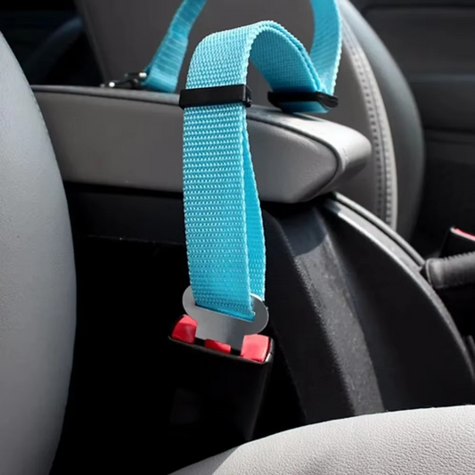 Keep Your Pup Safe & Snug 🐾 Adjustable Dog Seat Belt for Stress-Free Car Rides! 💖